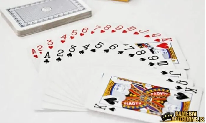 Tựa game Tiến lên miền Bắc sử dụng bộ bài Tây 52 lá